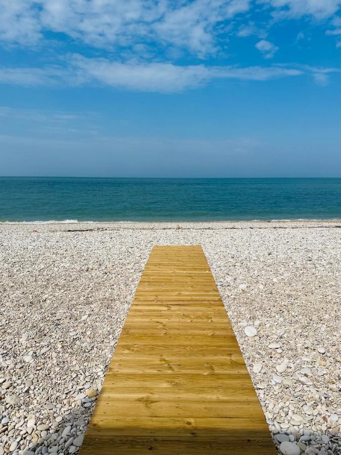 Lortica Apartment Pescara Bagian luar foto